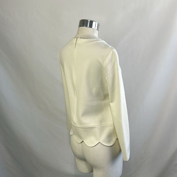 Kate Spade Cream Scallop Edge Bottom Top - Picture 4 of 7